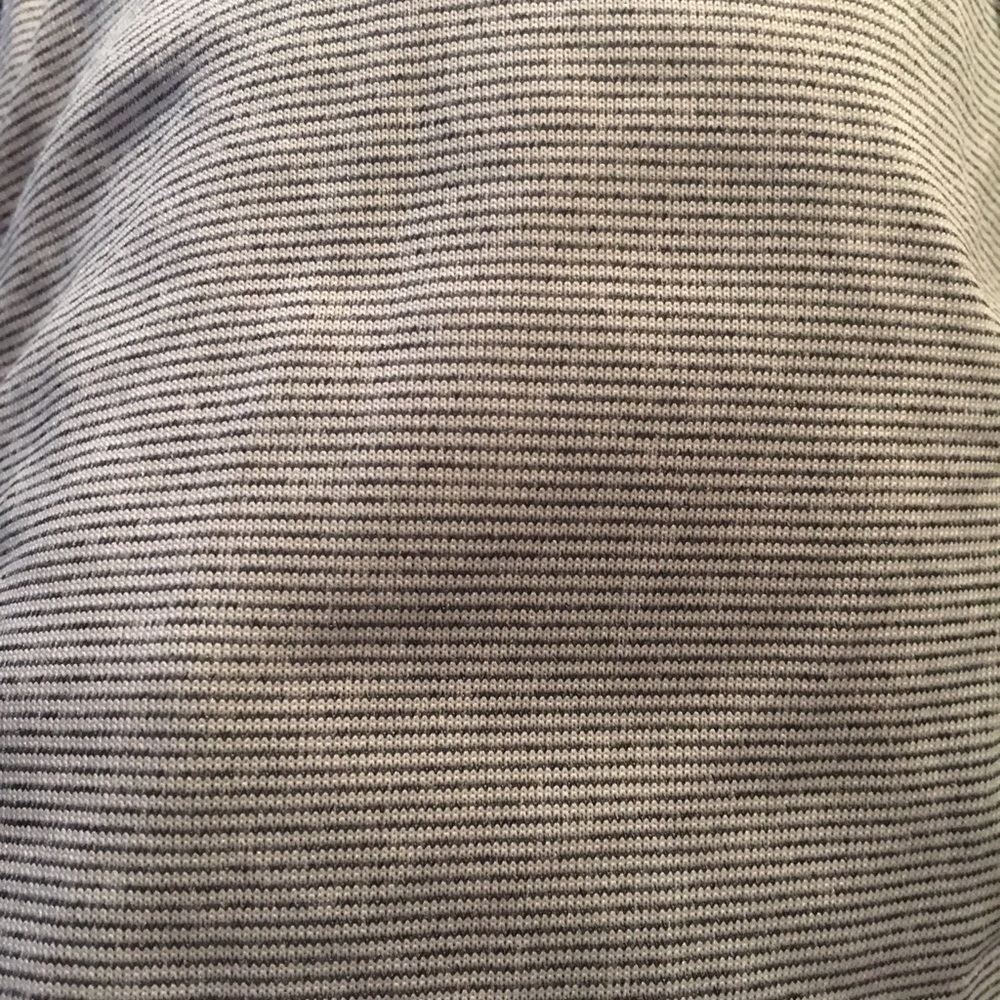 Fabletics Shirts, Size XS - Picture 5 of 5
